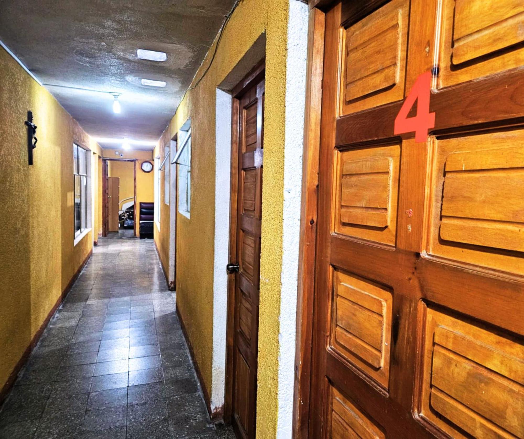 Rio Rooms City Center Quetzaltenango Esterno foto