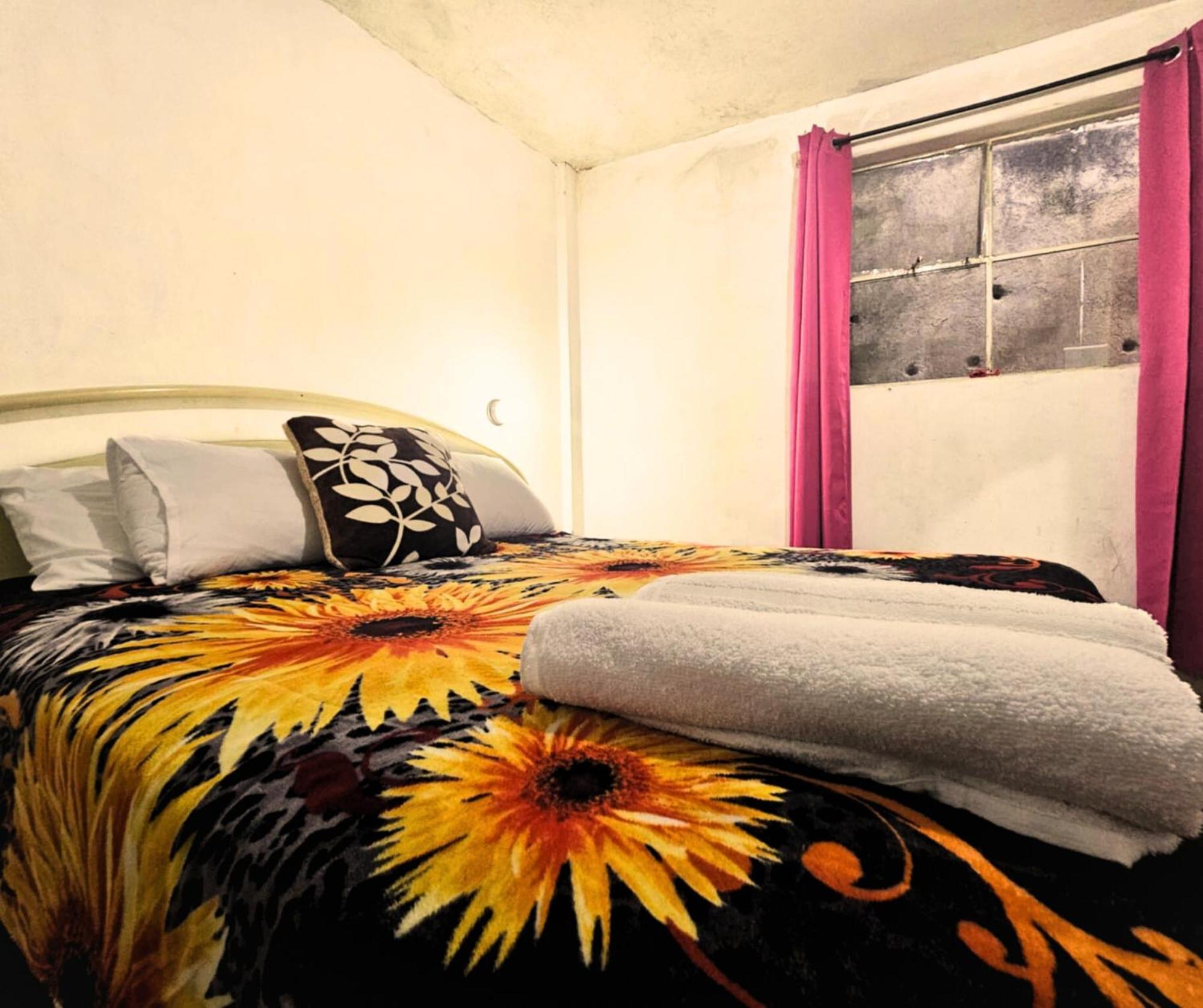 Rio Rooms City Center Quetzaltenango Esterno foto